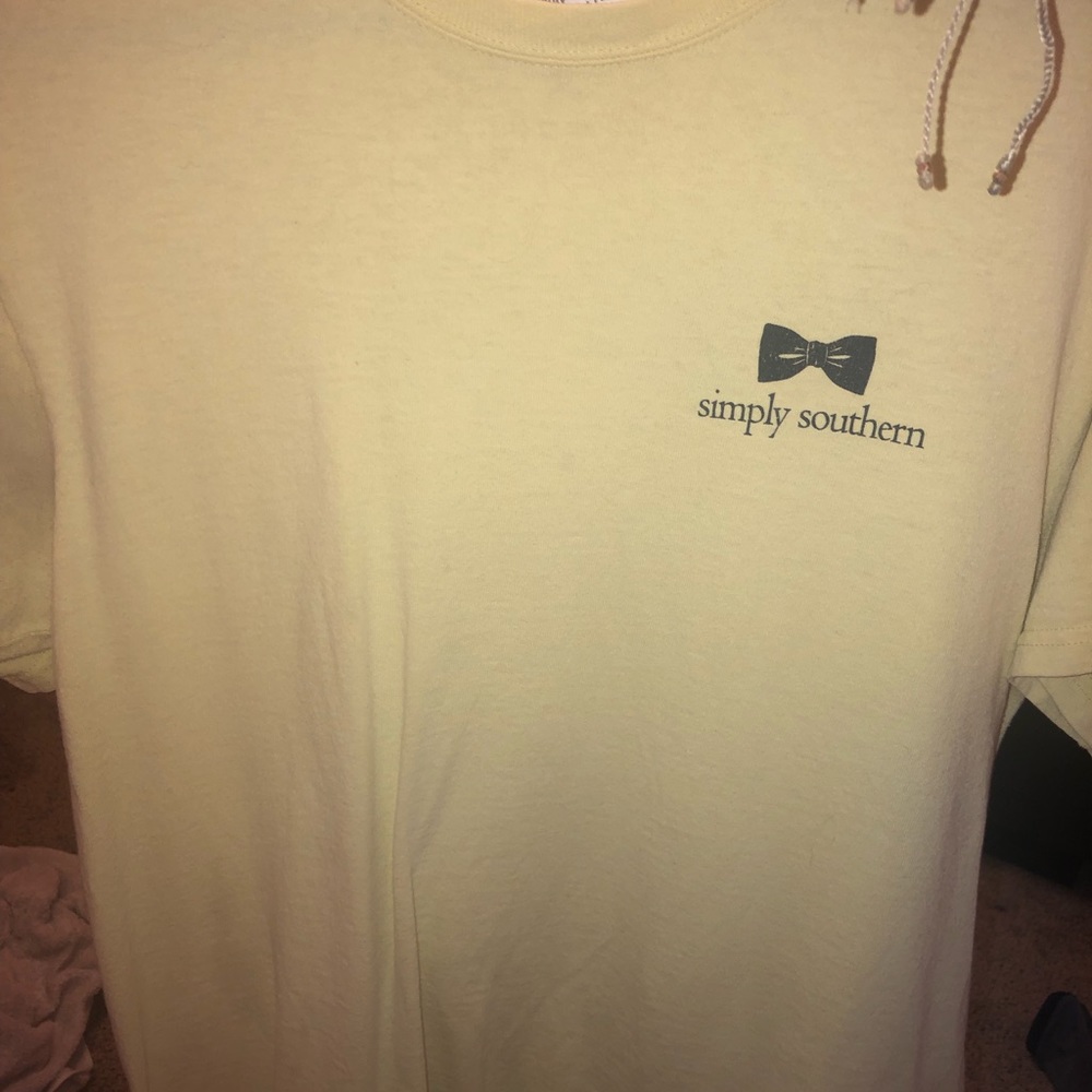 simply southern shirt size medium
